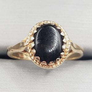 10k Solid Yellow Gold Oval Cabochon Black Onyx Vintage Pinky Ring